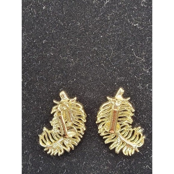 Vintage Coro Clip Earrings - Picture 3 of 3